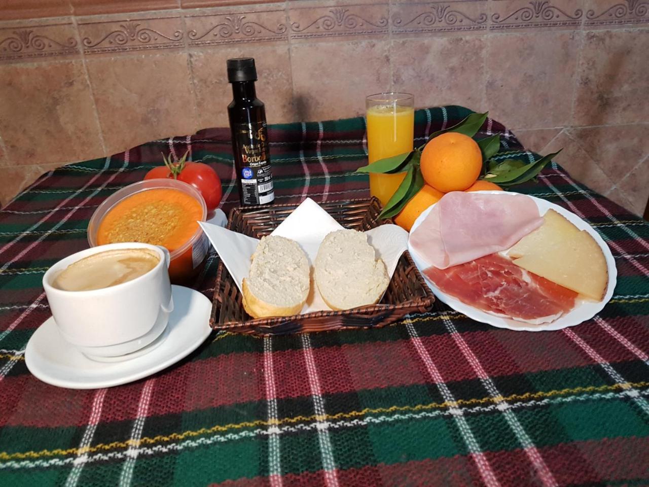 Hostal Meson La Era Ríogordo Esterno foto