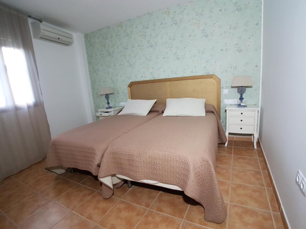 Hostal Meson La Era Ríogordo Esterno foto